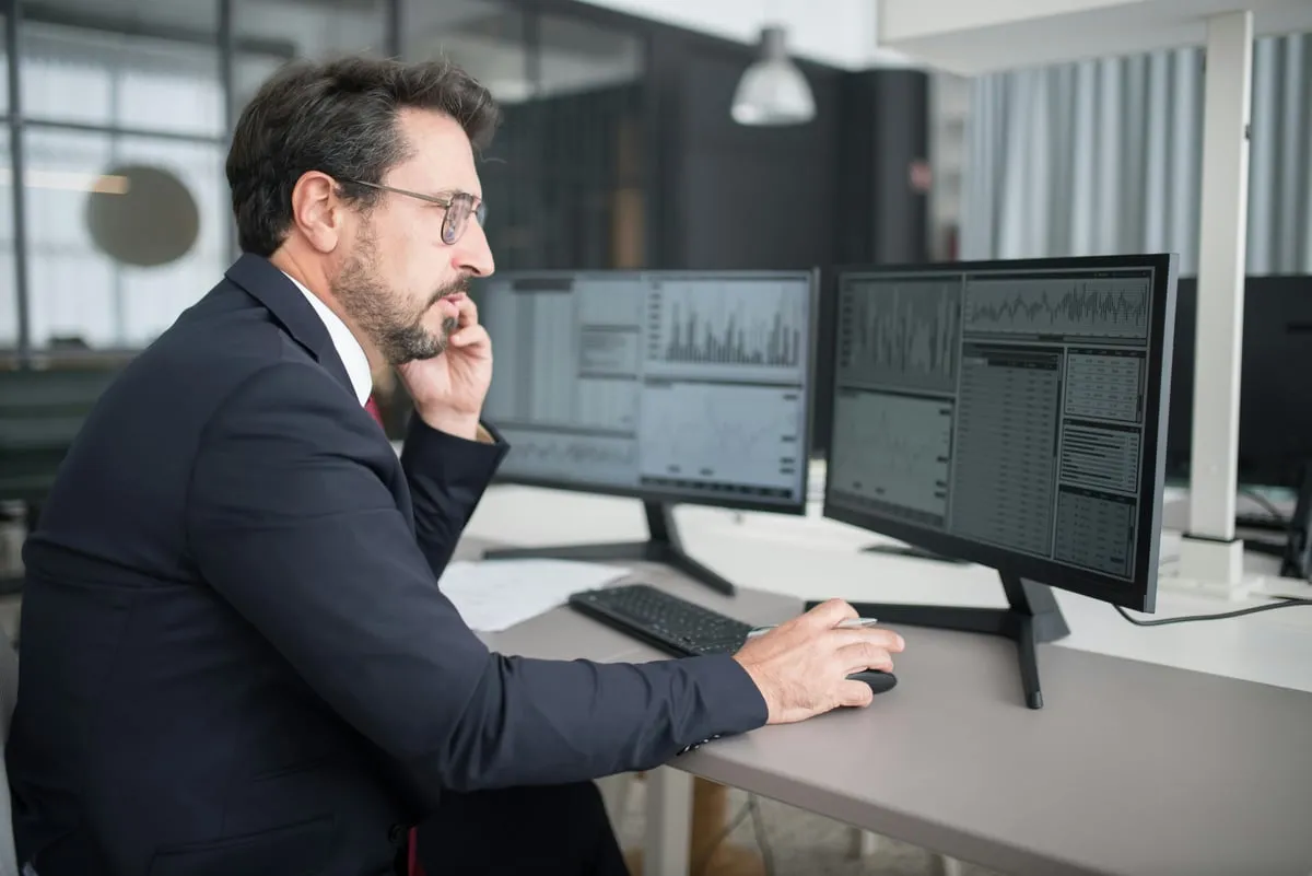 What Is a Bracket Order? OCO Orders Explained