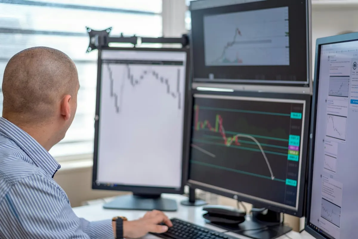Why Your Stop Loss Got Skipped: Understanding Gap Risk